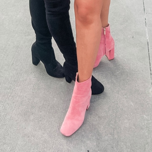 Sam Edelman Pink Suede Bootie - Picture 2 of 6